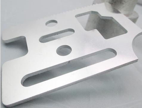 数控雕刻机切割零件的优点有哪些